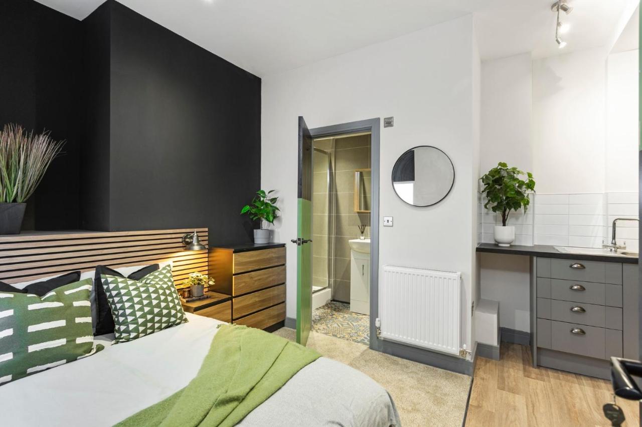 ✰Onpoint -Modern & Fresh Studio Apt Close To Centre - Convenient!✰ Διαμέρισμα Beeston  Εξωτερικό φωτογραφία